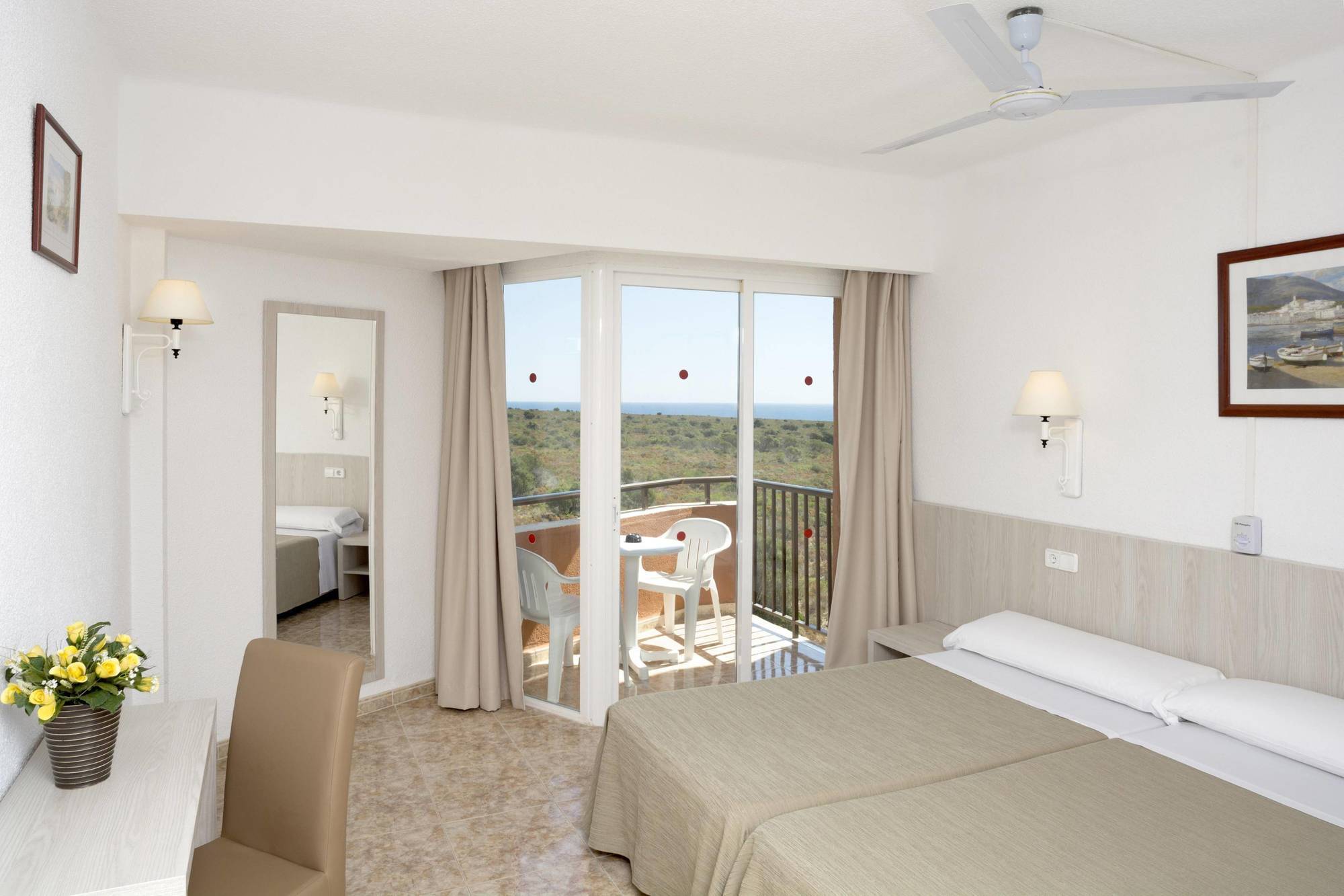Hsm Canarios Park Hotel Cales de Mallorca